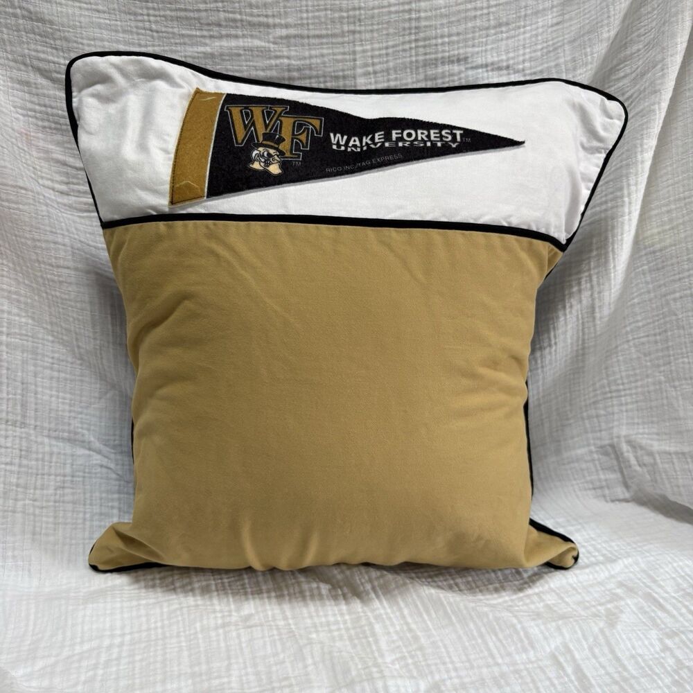 Wake Forest Demon Deacons Throw Pillow With Pendant ACC